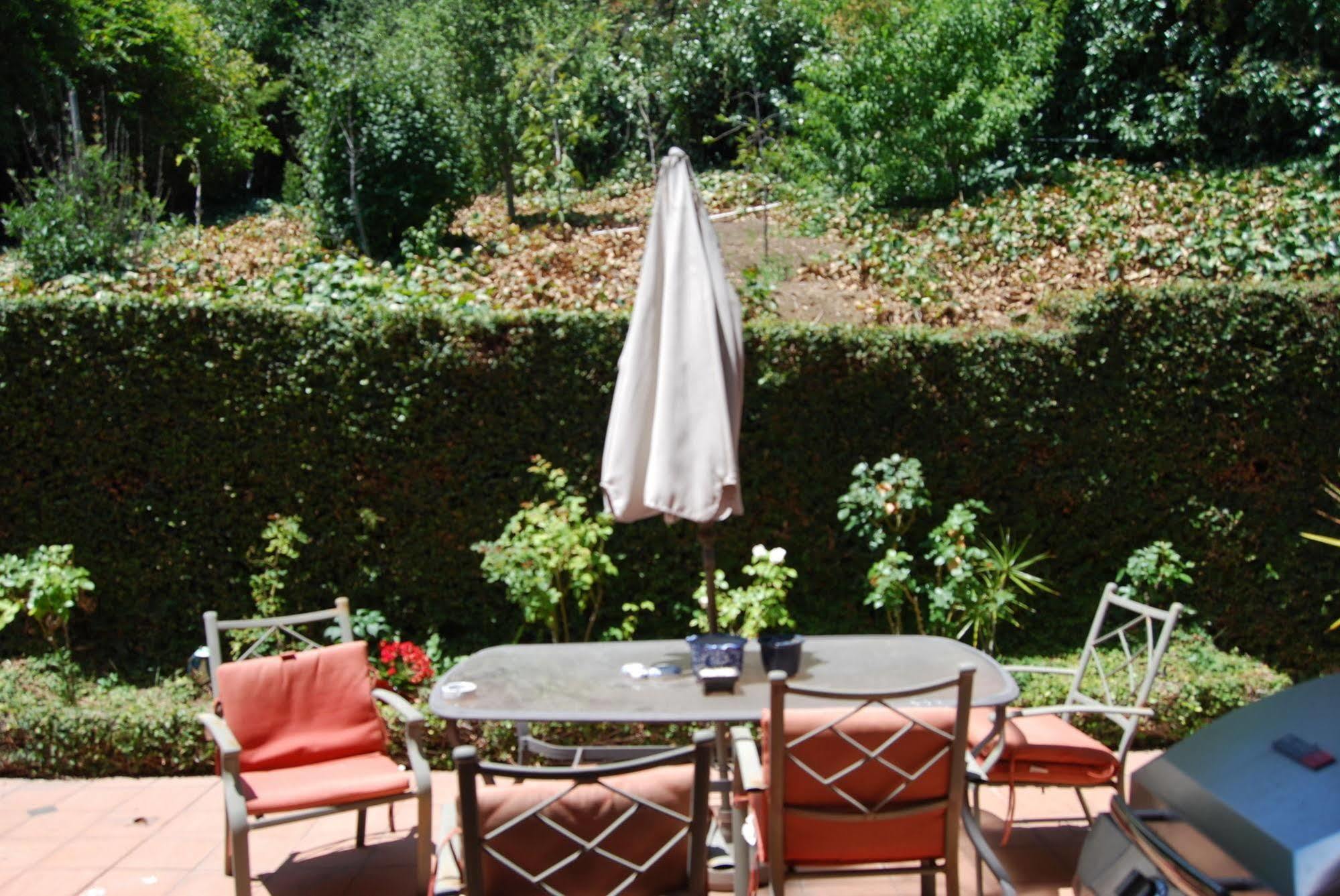 Bed And Breakfast In Hollywood Hills Los Angeles Exterior photo