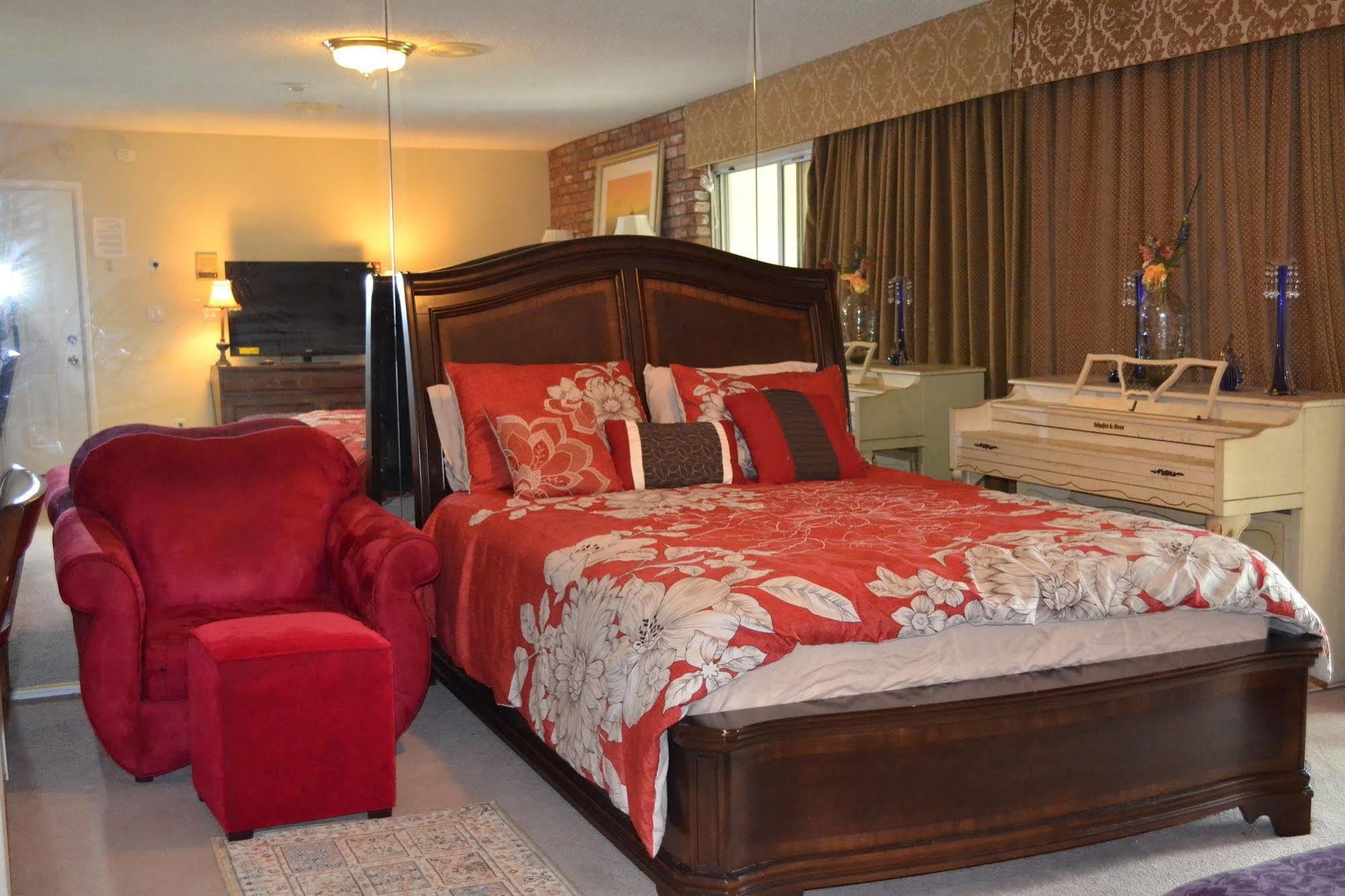 Bed And Breakfast In Hollywood Hills Los Angeles Exterior photo